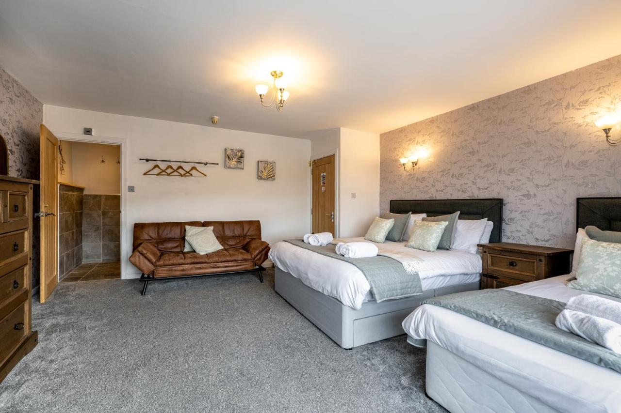 The New Lodge Pontardawe Экстерьер фото