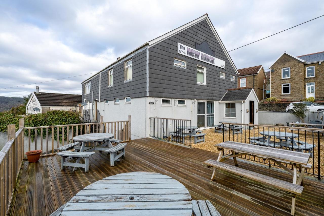 The New Lodge Pontardawe Экстерьер фото